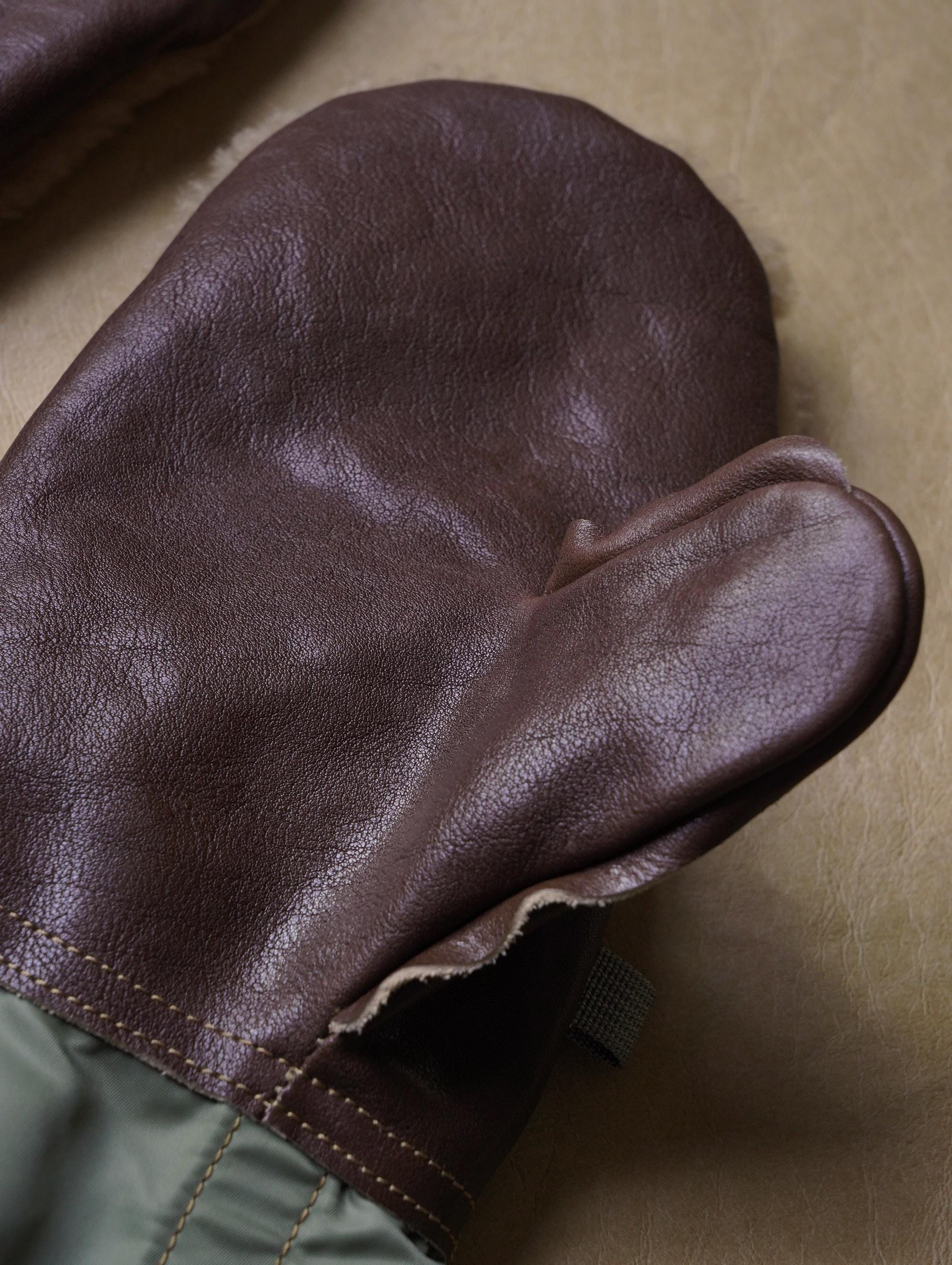 N-4B Flight Mittens Reproduction, Korean War Era USAF Cold Weather Gloves, Military Aviation Winter Mittens