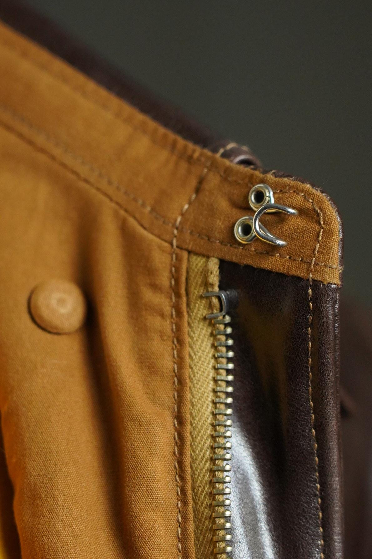 A-2 Horsehide Flight Jacket, WWII USAAF Reproduction, Seal Brown Leather Bomber Jacket, Vintage Military Aviation Jacket